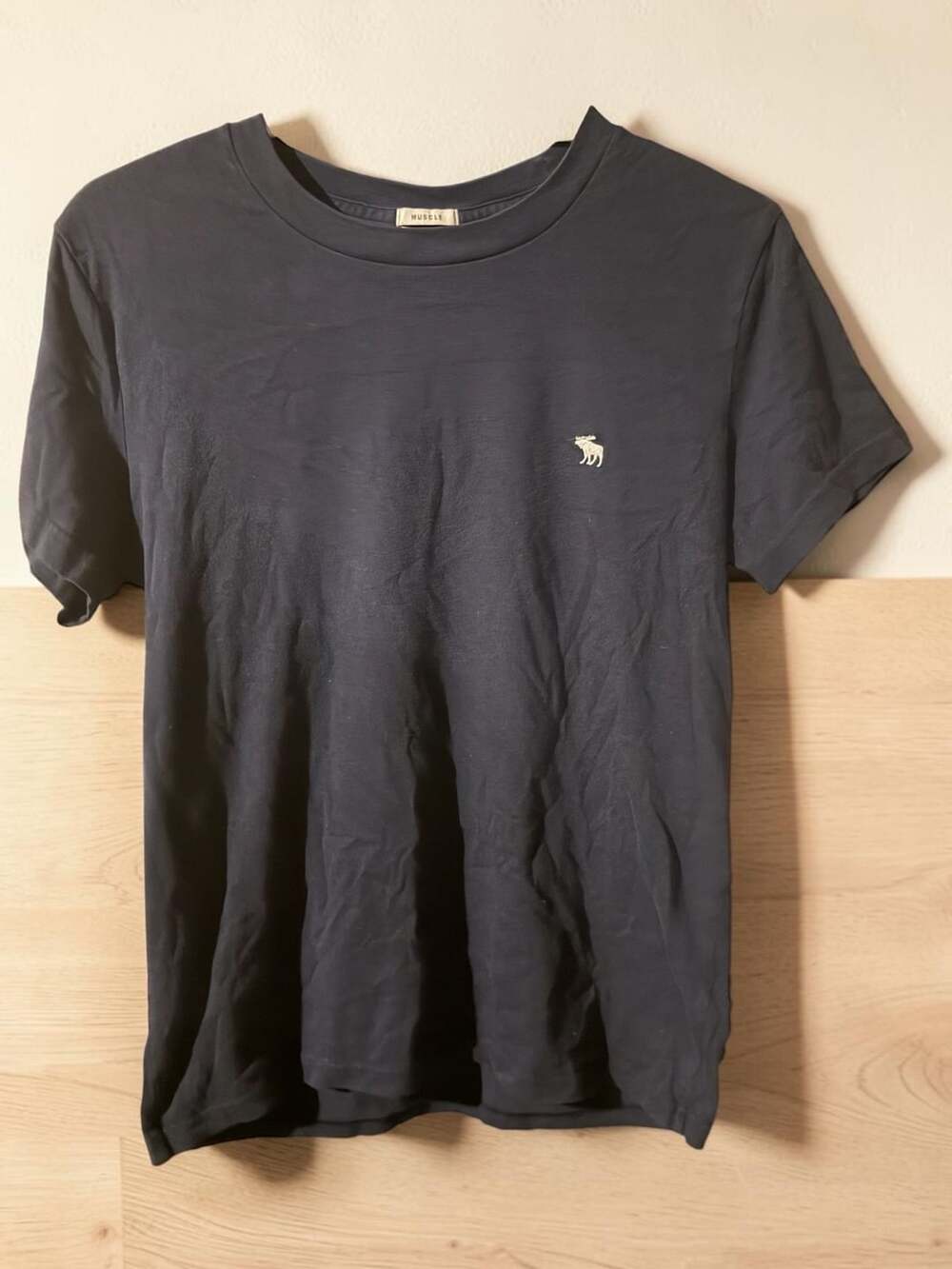 Abercrombie & Fitch Men's Muscle Fit Black Short Sleeve Crew Neck T-Shirt Size M